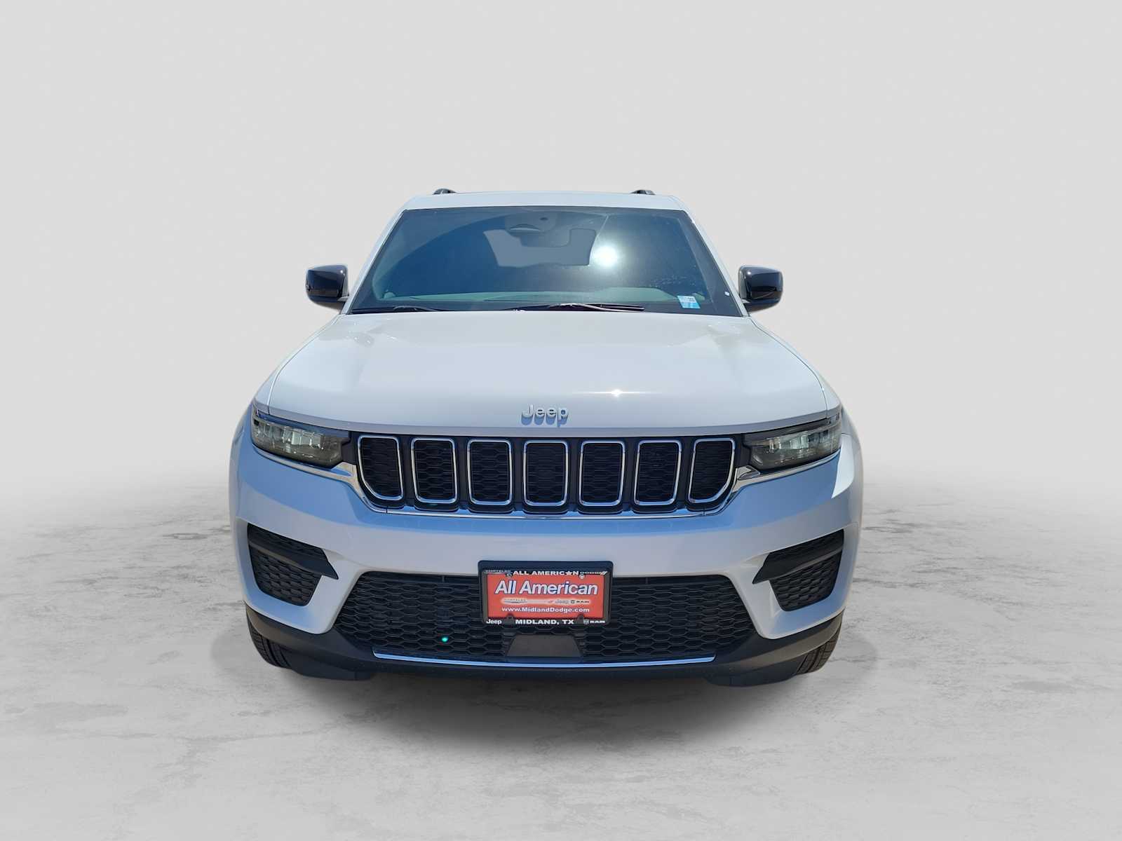 Thumbnail: 2026 Jeep Grand Cherokee - 6