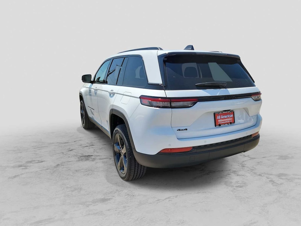 New 2025 Jeep Grand Cherokee L ALTITUDE 4X4 Sport Utility