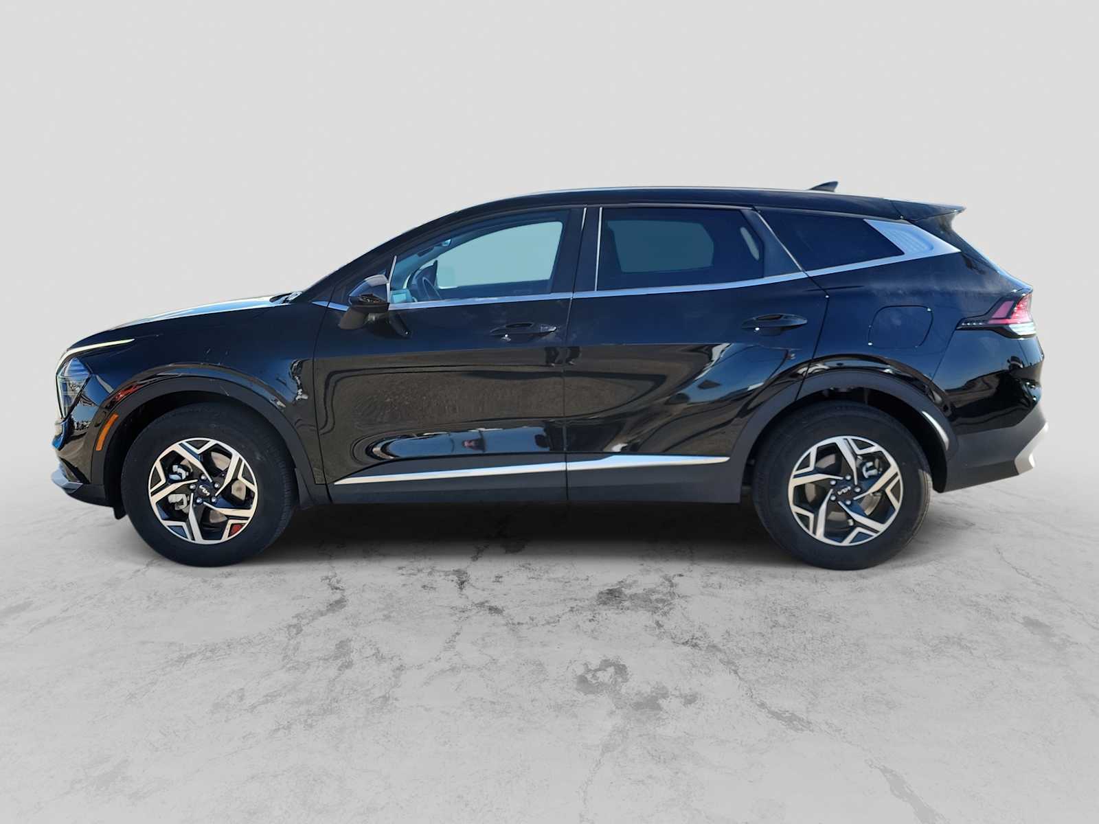 Thumbnail: 2025 Kia Sportage - 3