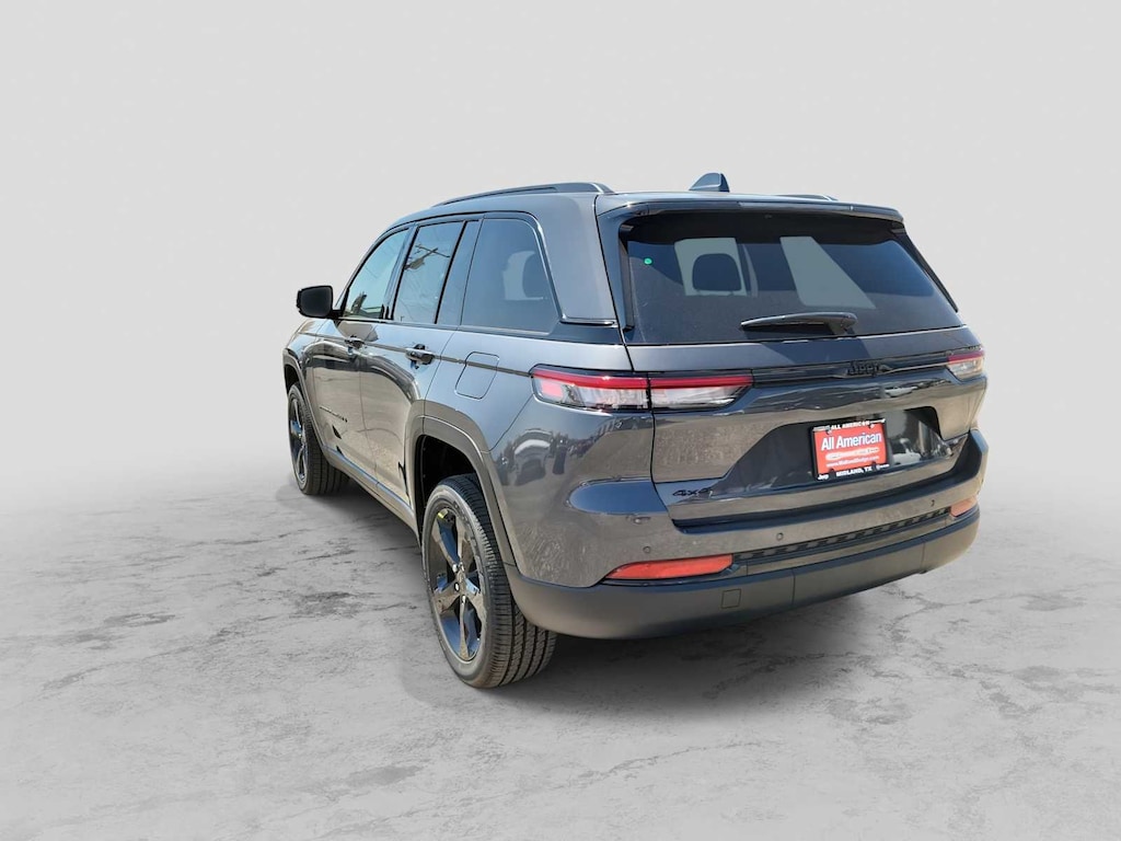New 2025 Jeep Grand Cherokee ALTITUDE 4X4 Sport Utility