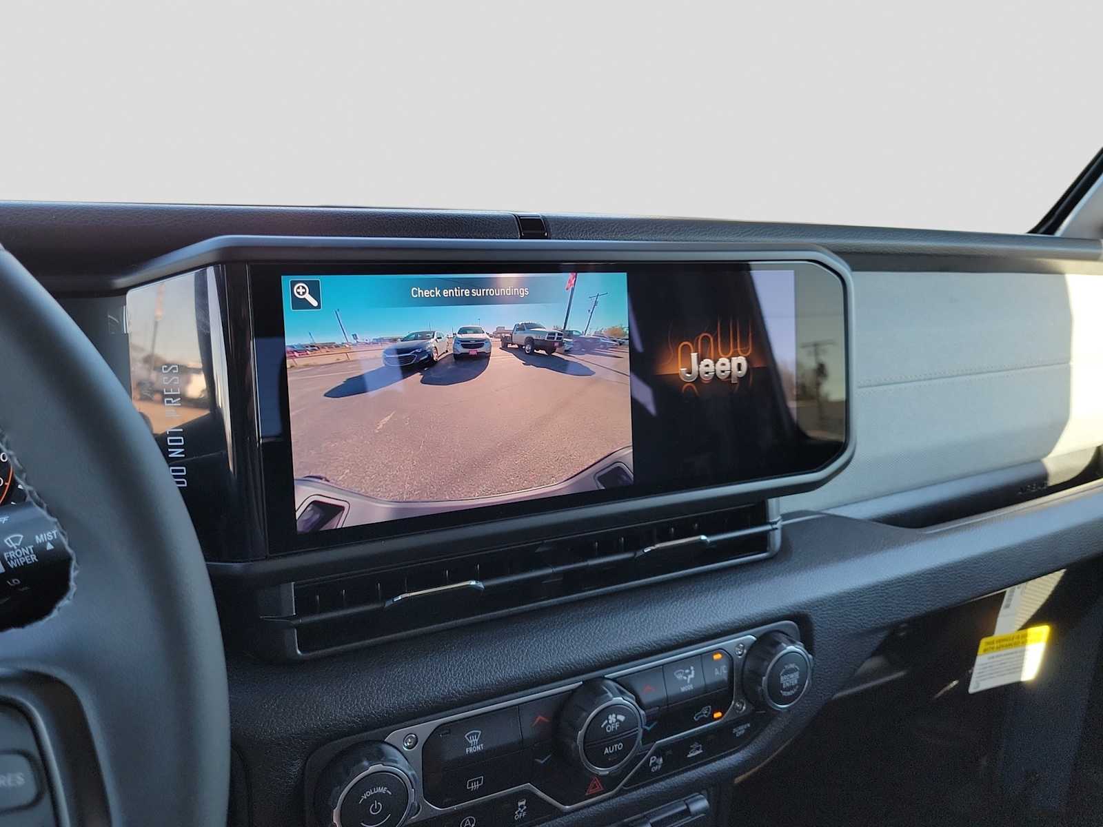 Thumbnail: 2026 Jeep Gladiator - 20