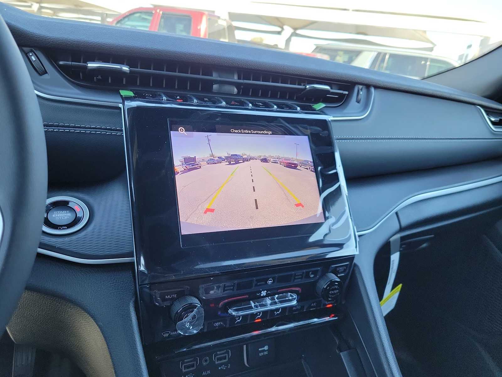 Thumbnail: 2025 Jeep Grand Cherokee - 20