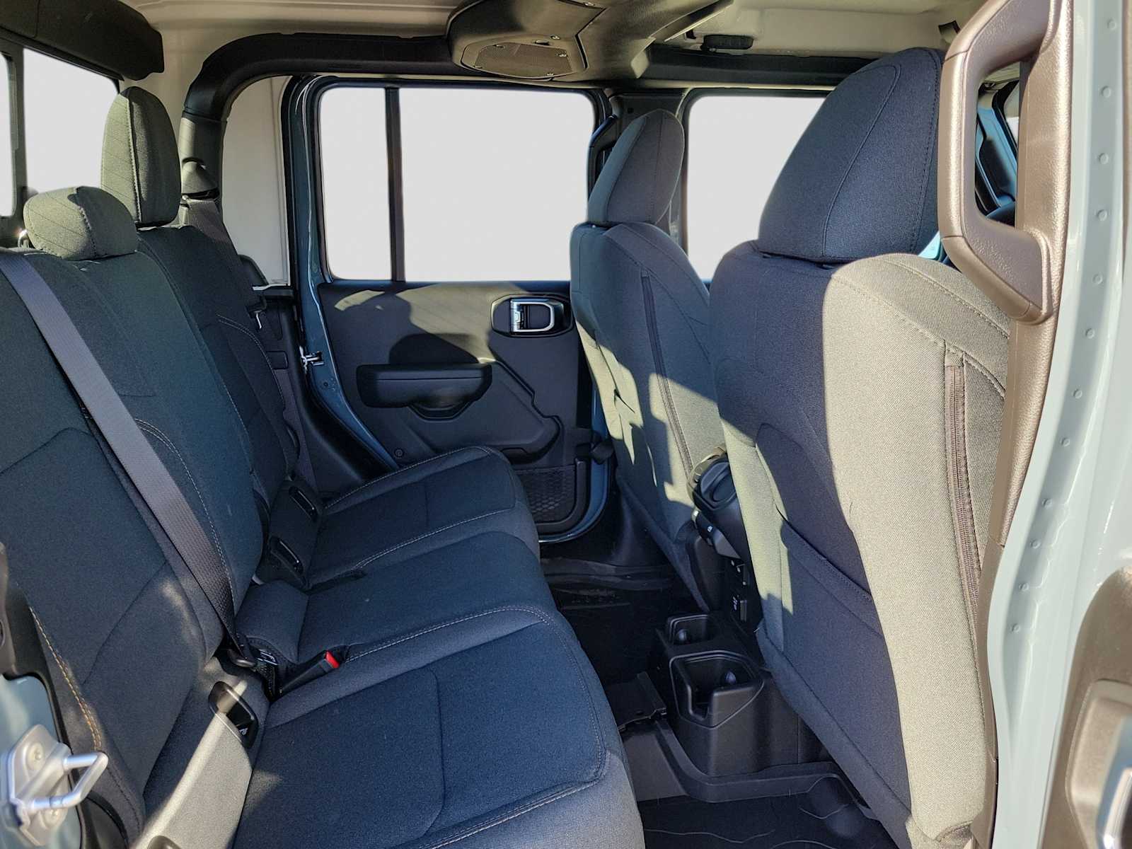 Thumbnail: 2026 Jeep Gladiator - 13