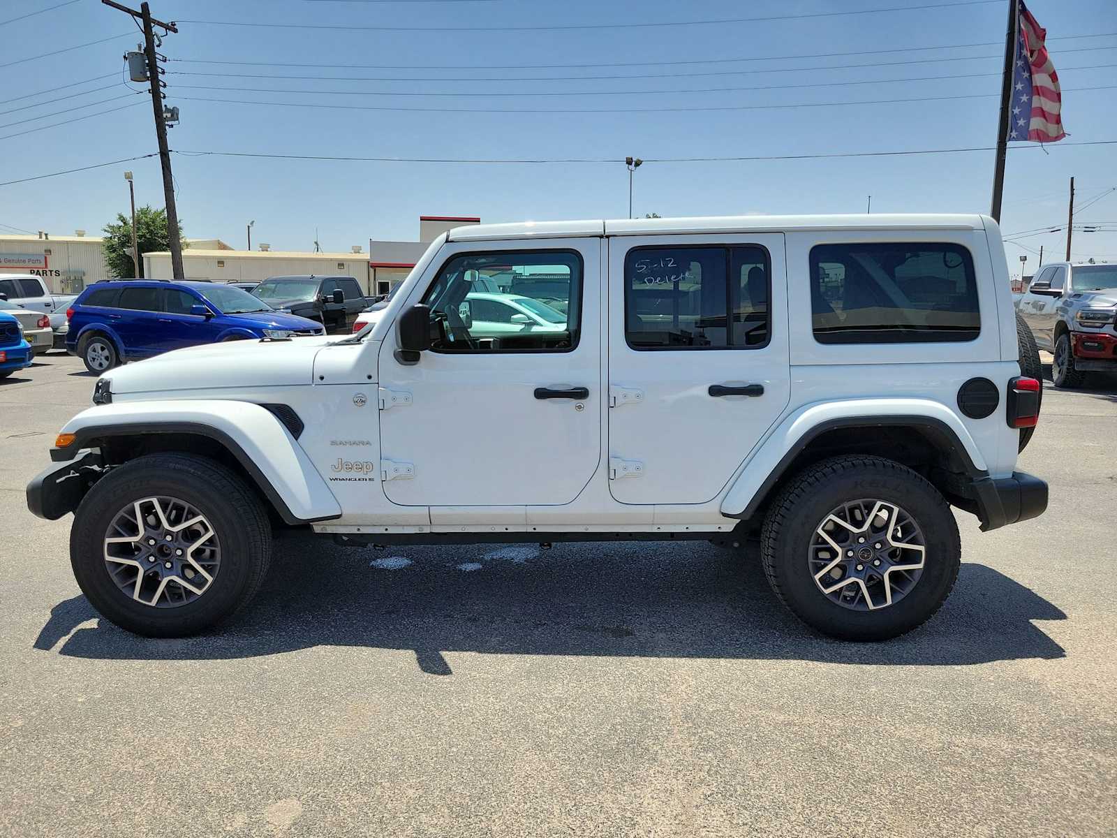 2024 Jeep Wrangler Sahara 3