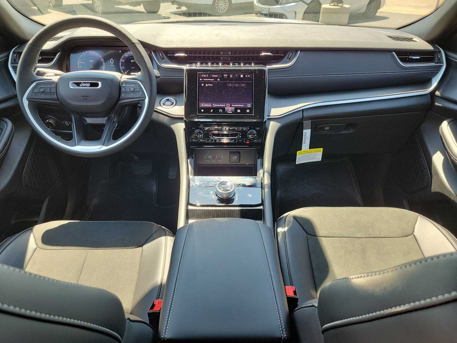 Thumbnail: 2025 Jeep Grand Cherokee - 10