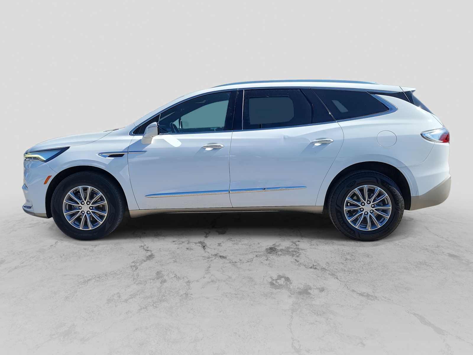 Thumbnail: 2022 Buick Enclave - 3