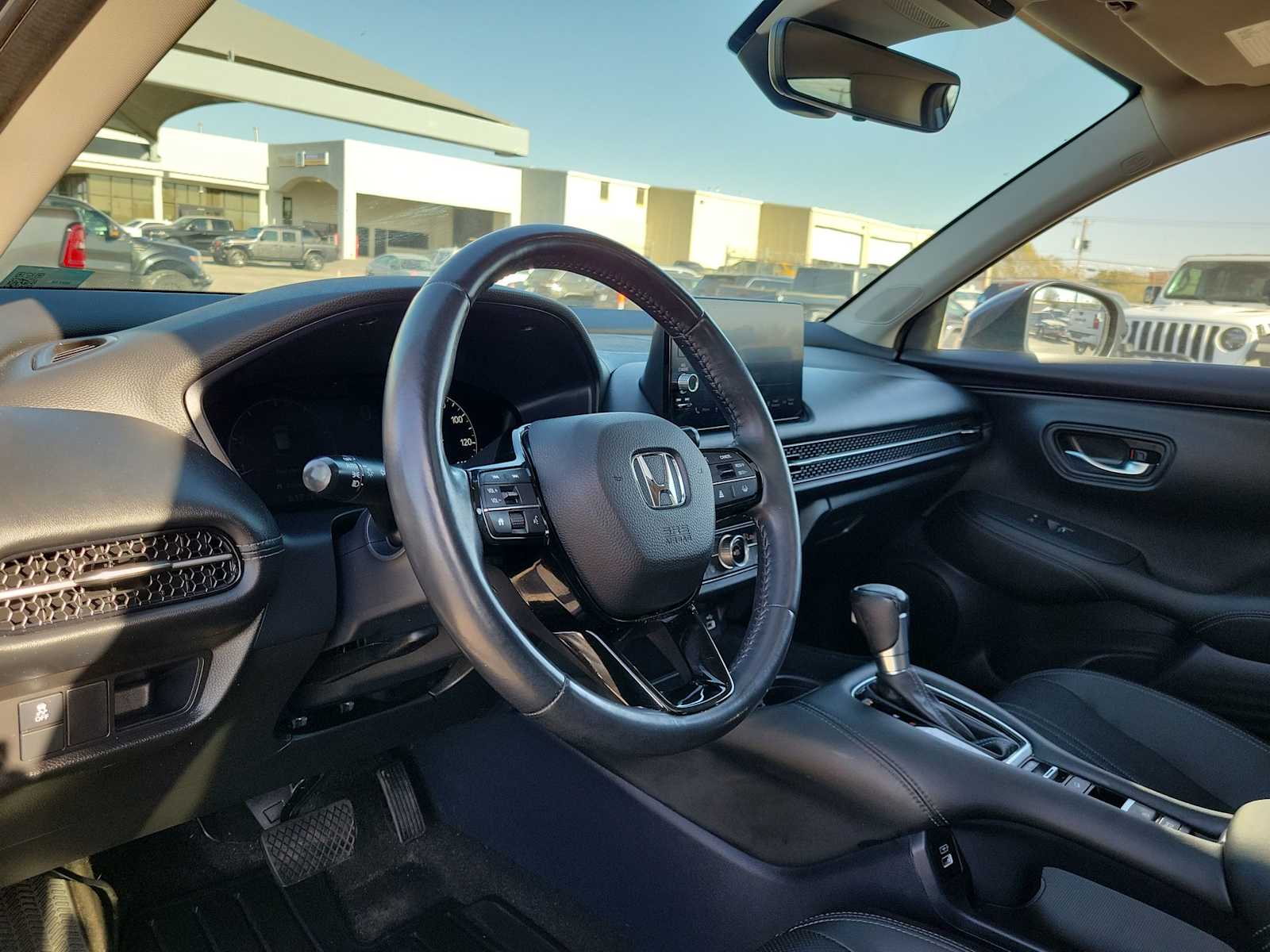 2023 Honda HR-V EX-L 2WD photo 2