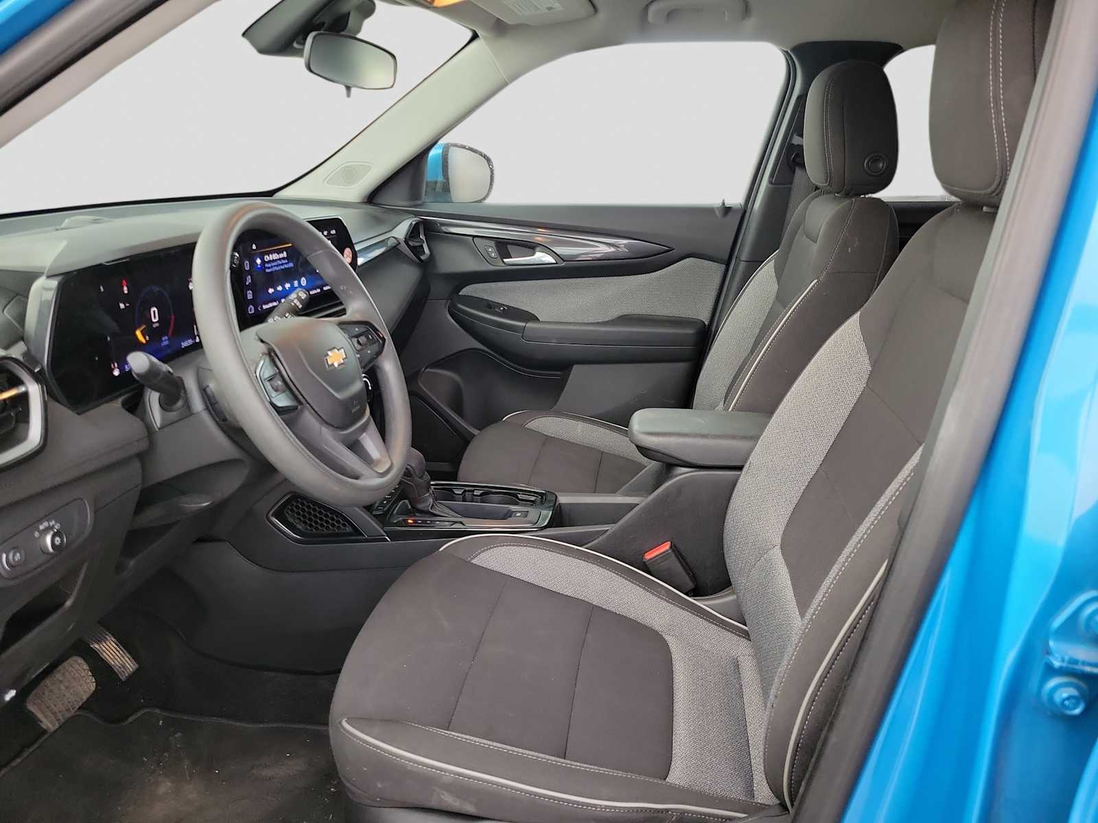 Thumbnail: 2025 Chevrolet TrailBlazer - 11