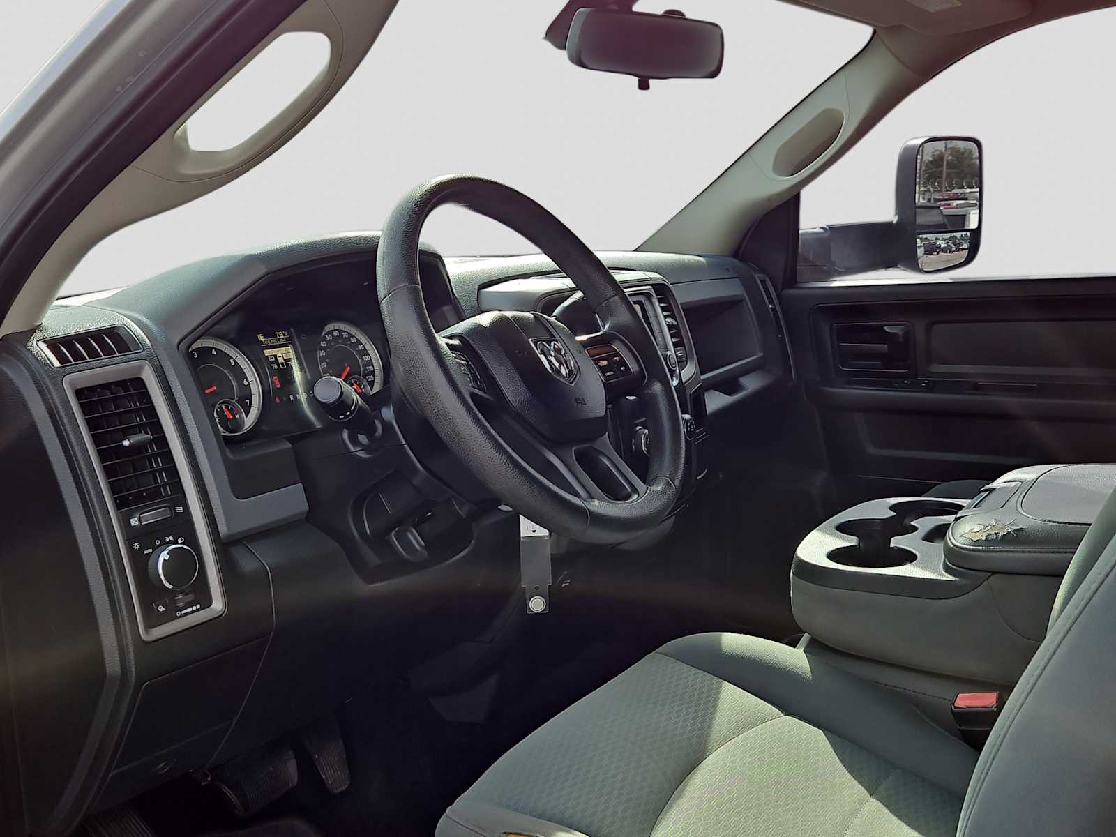 Used 2016 RAM Ram 2500 Pickup Tradesman with VIN 3C6UR4CJ0GG146009 for sale in Midland, TX