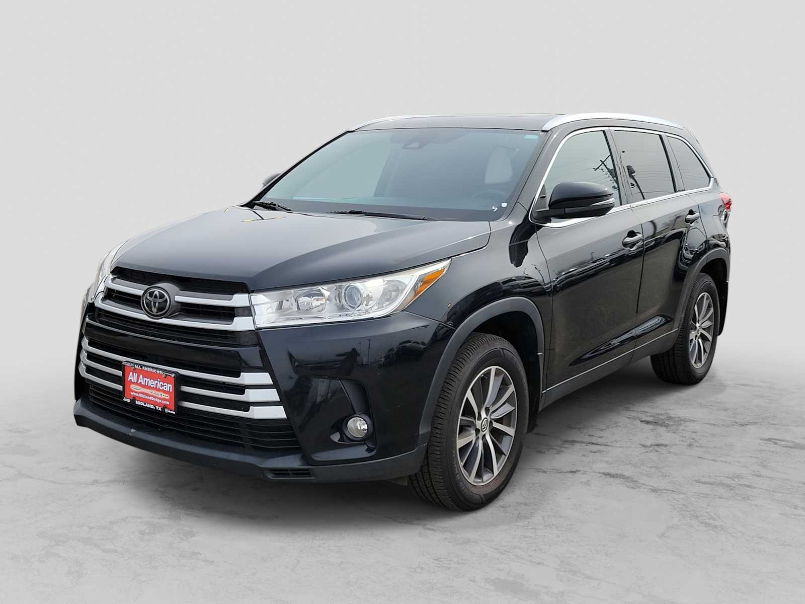 Thumbnail: 2019 Toyota Highlander - 1