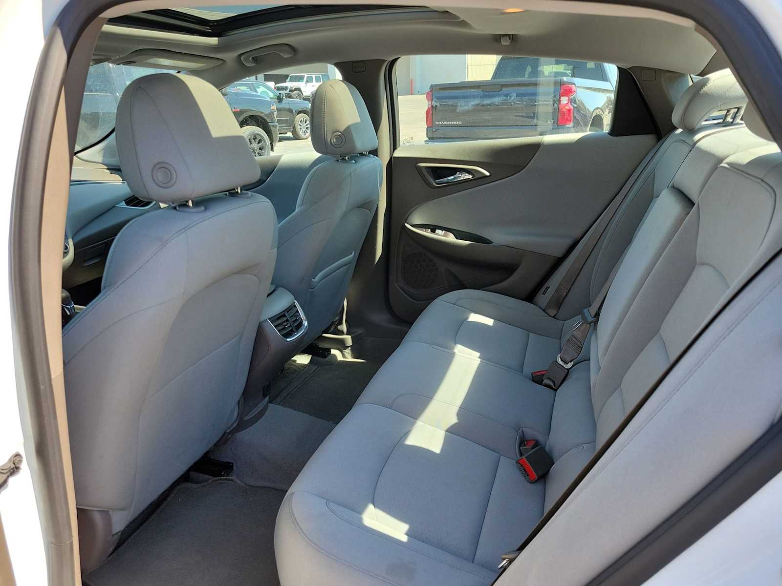 Thumbnail: 2024 Chevrolet Malibu - 12