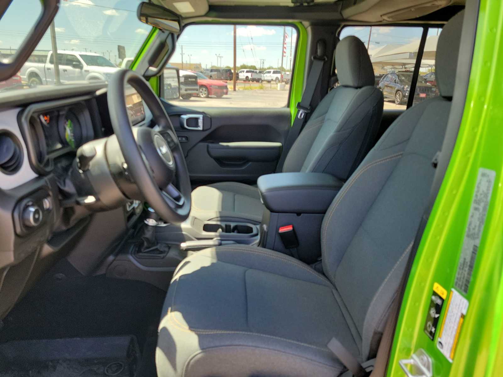Thumbnail: 2025 Jeep Wrangler - 11