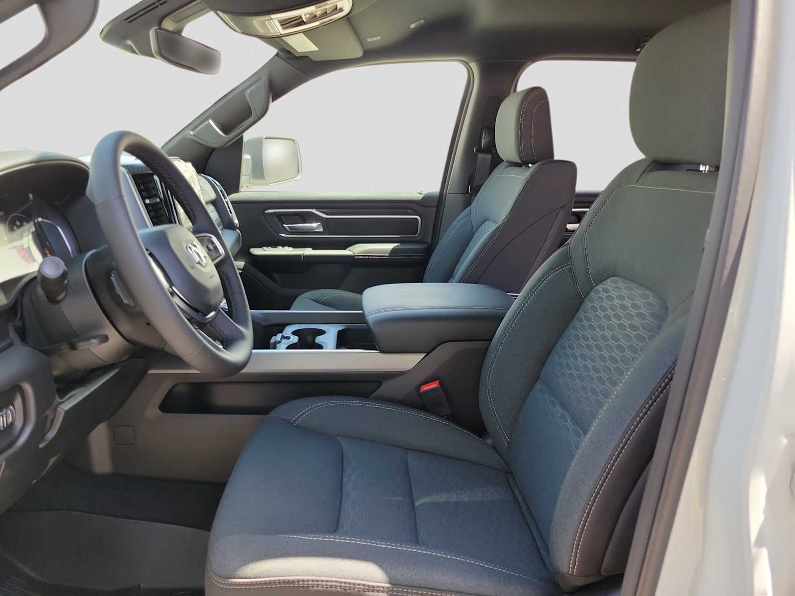 Thumbnail: 2026 RAM 1500 - 7