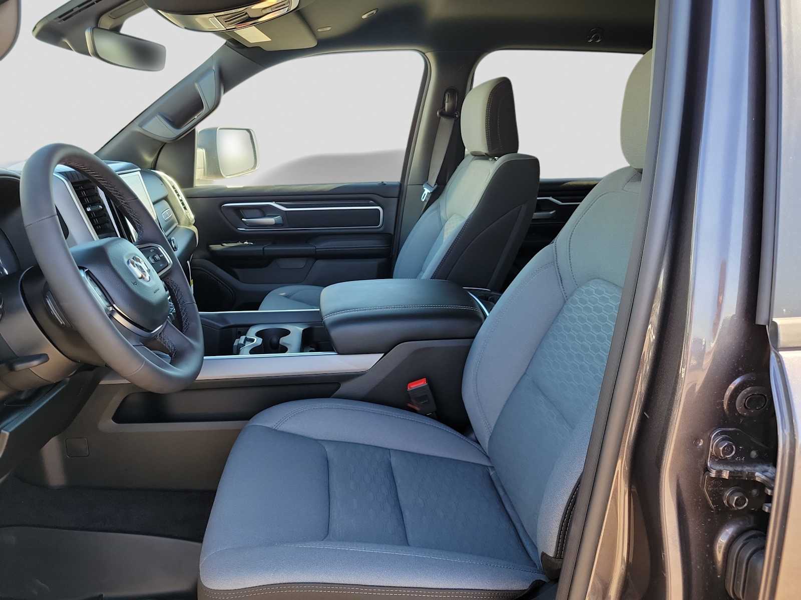 Thumbnail: 2026 RAM 1500 - 6