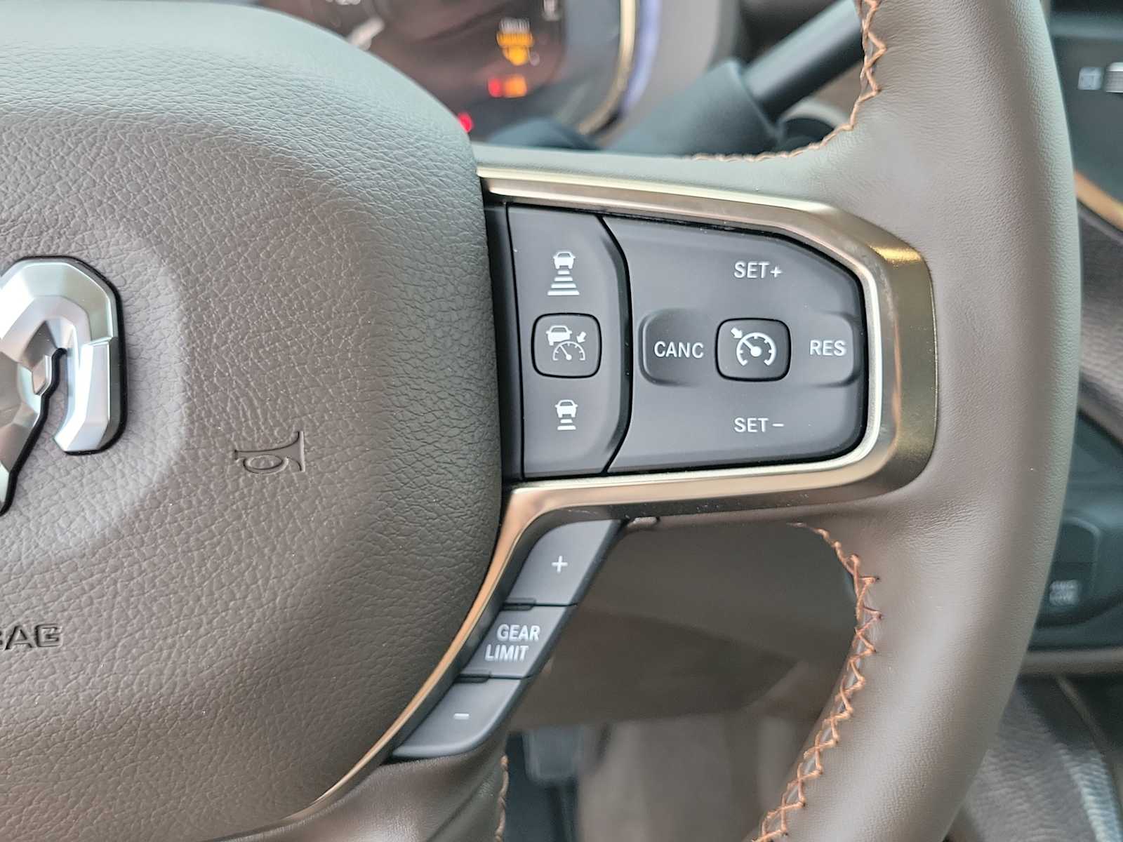 2025 RAM 2500 Limited - Photo 27