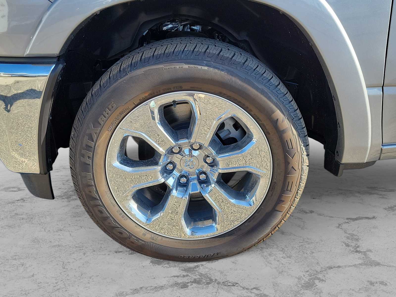 Thumbnail: 2026 RAM 1500 - 8