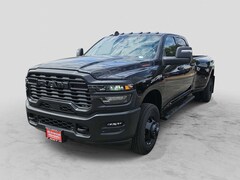 2026 Ram 3500 TRADESMAN CREW CAB 4X4 8' BOX Pickup Midland, TX