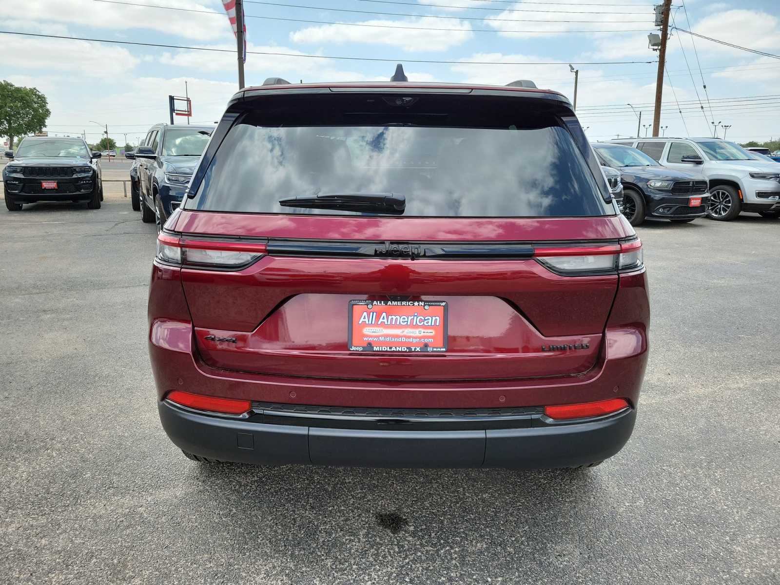 Thumbnail: 2024 Jeep Grand Cherokee - 4