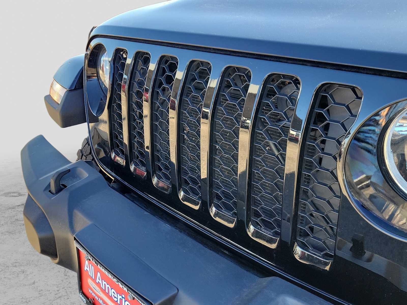 Thumbnail: 2023 Jeep Gladiator - 6