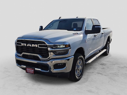 2025 Ram 2500 BIG HORN CREW CAB 4X4 6'4 BOX Pickup