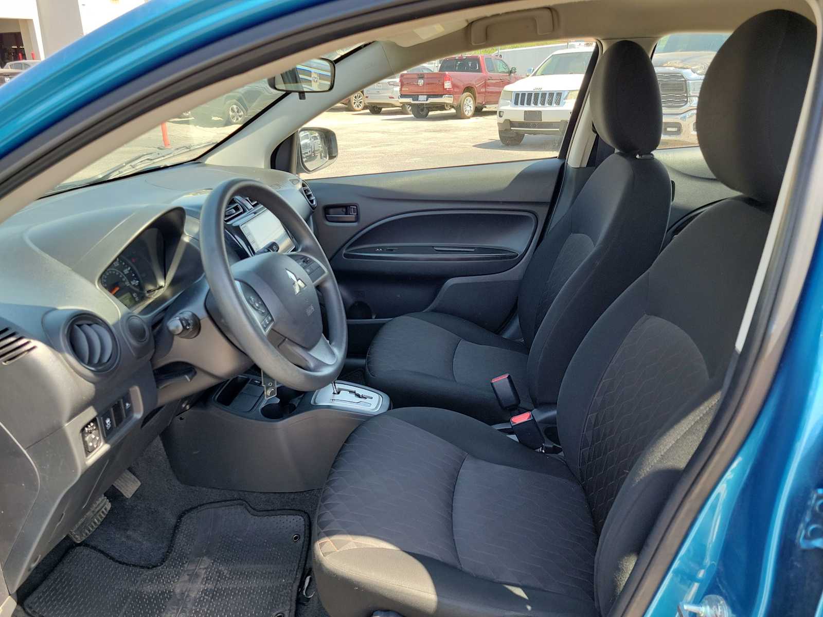 2021 Mitsubishi Mirage ES 11
