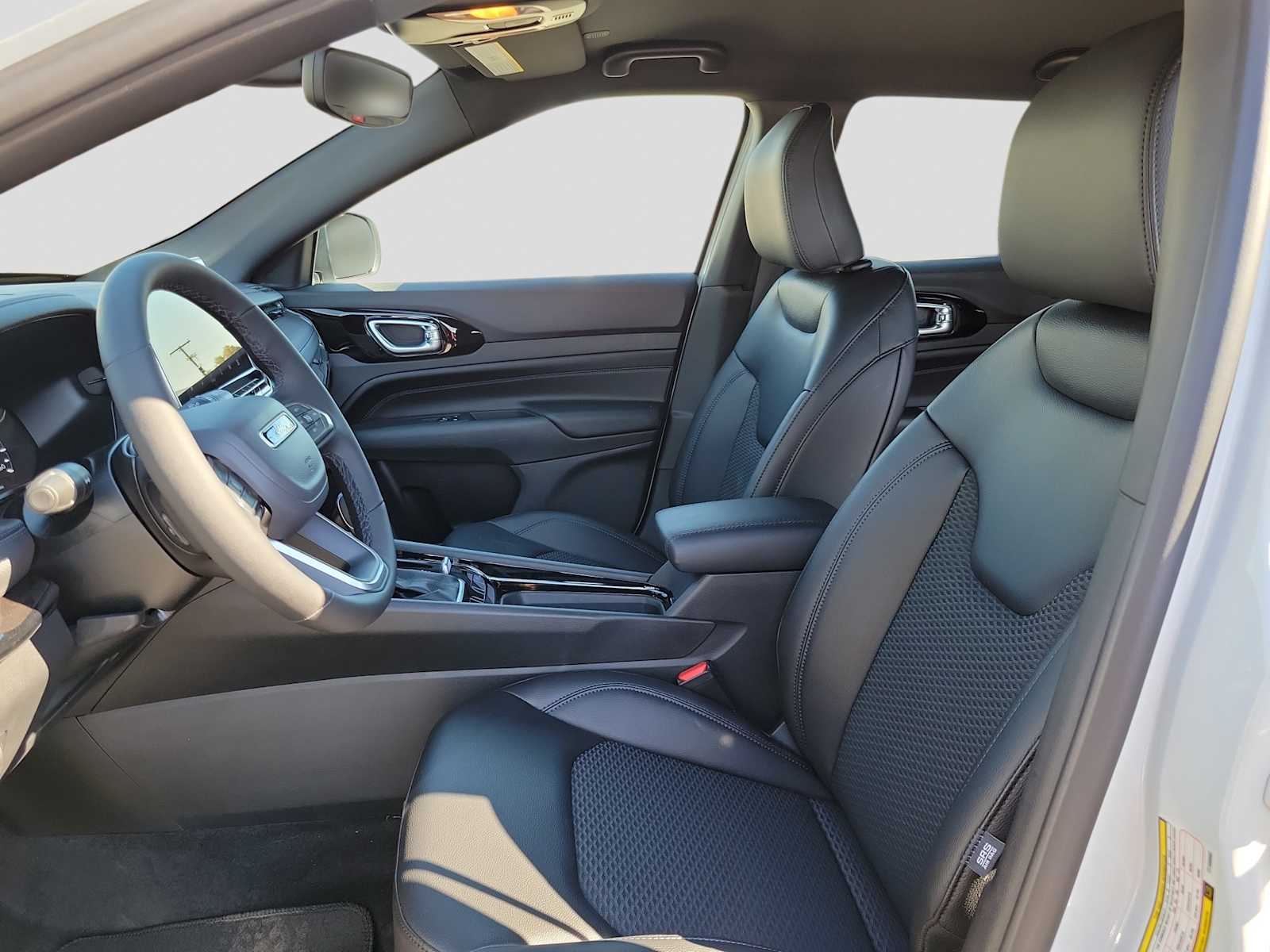 Thumbnail: 2026 Jeep Compass - 11