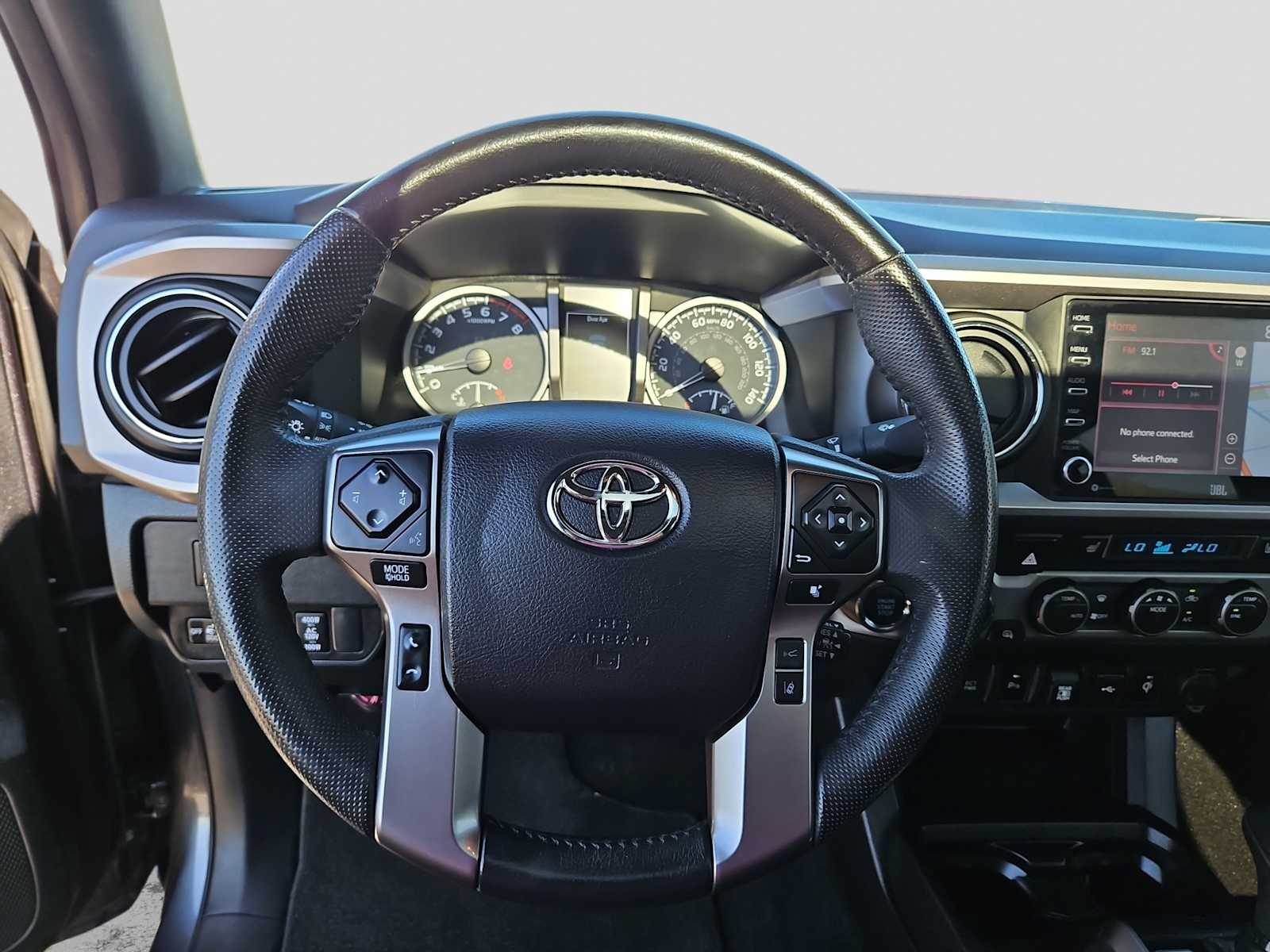 Thumbnail: 2022 Toyota Tacoma - 10