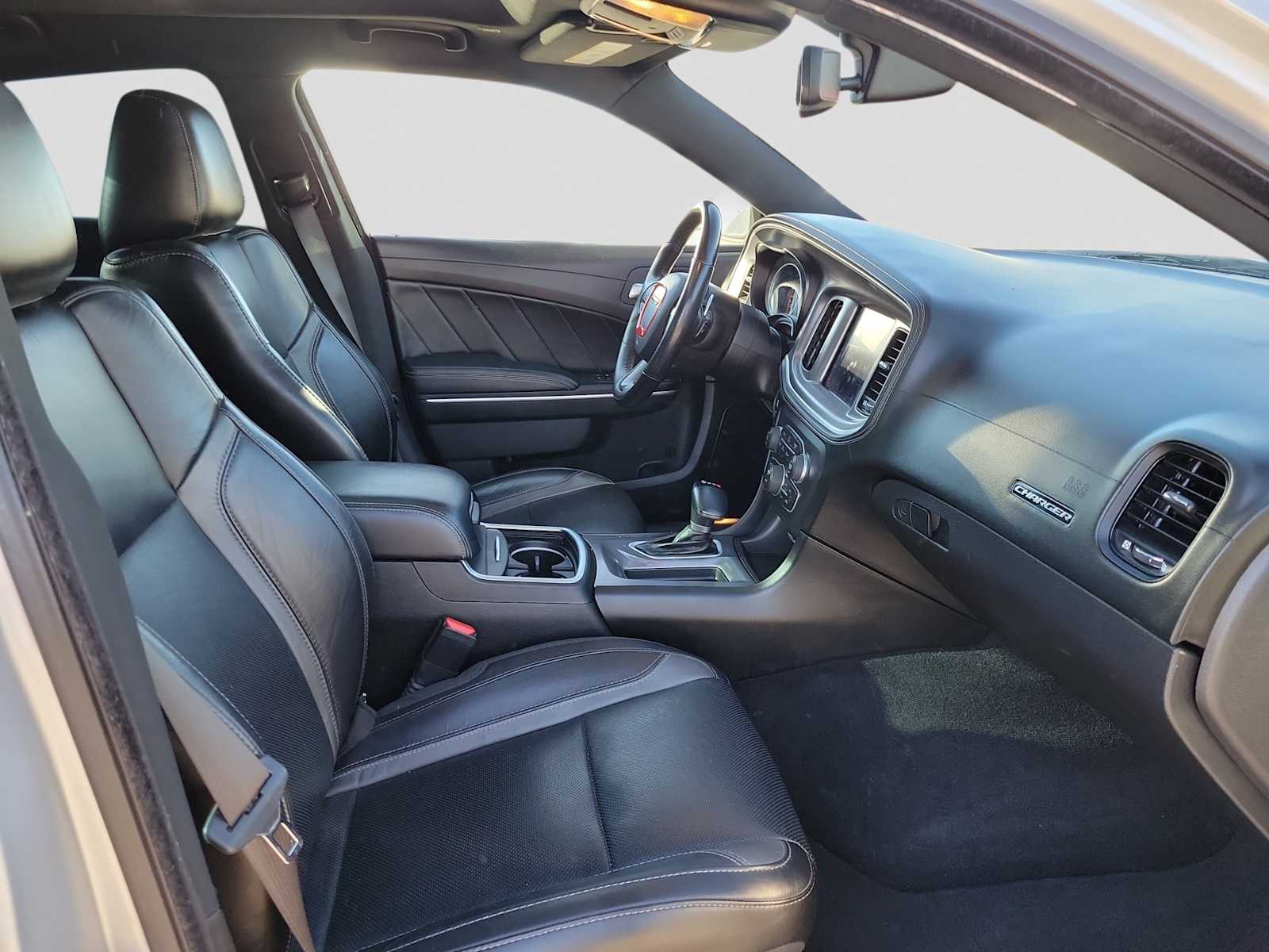 Thumbnail: 2022 Dodge Charger - 14