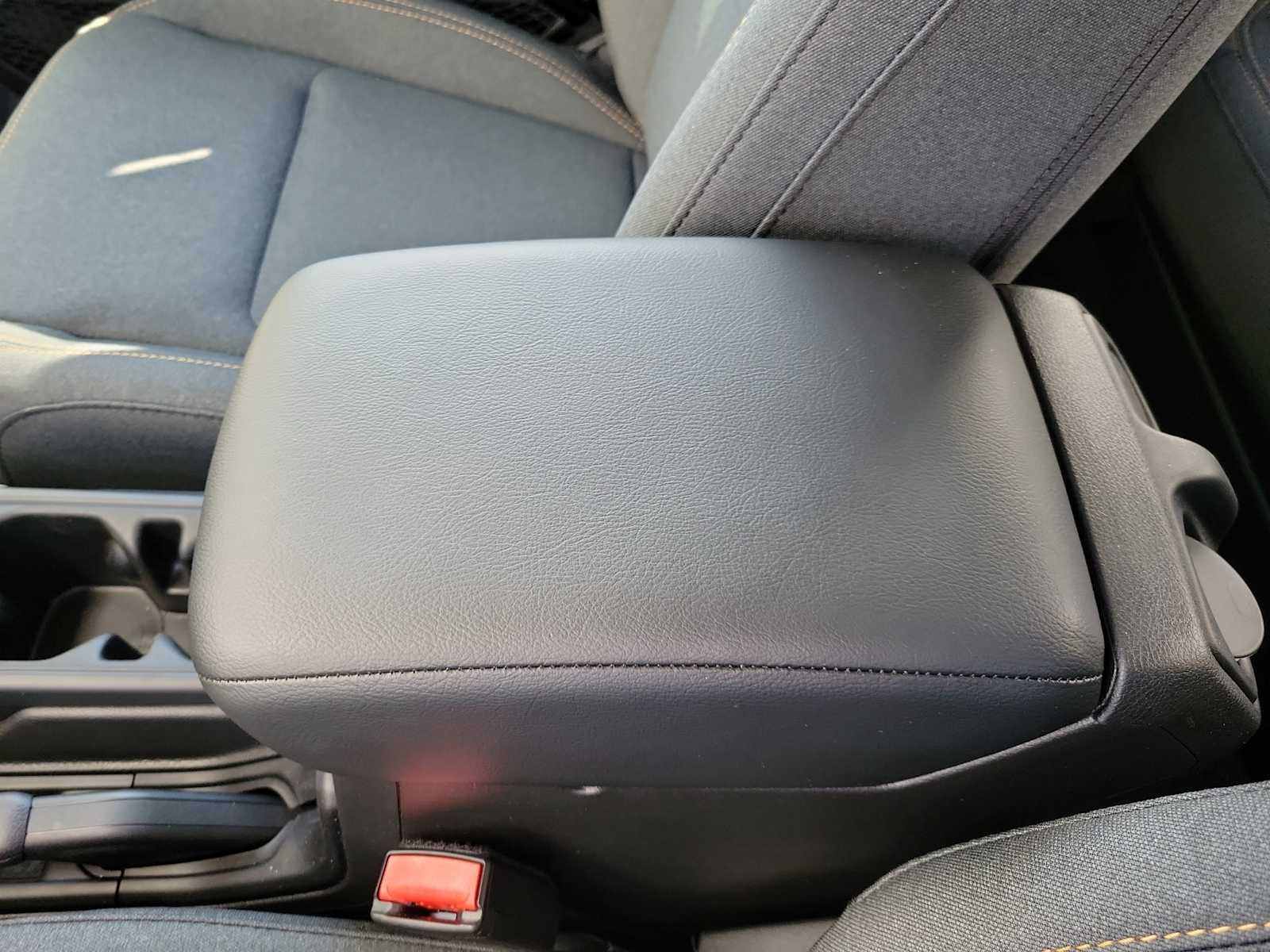 Thumbnail: 2025 Jeep Gladiator - 16