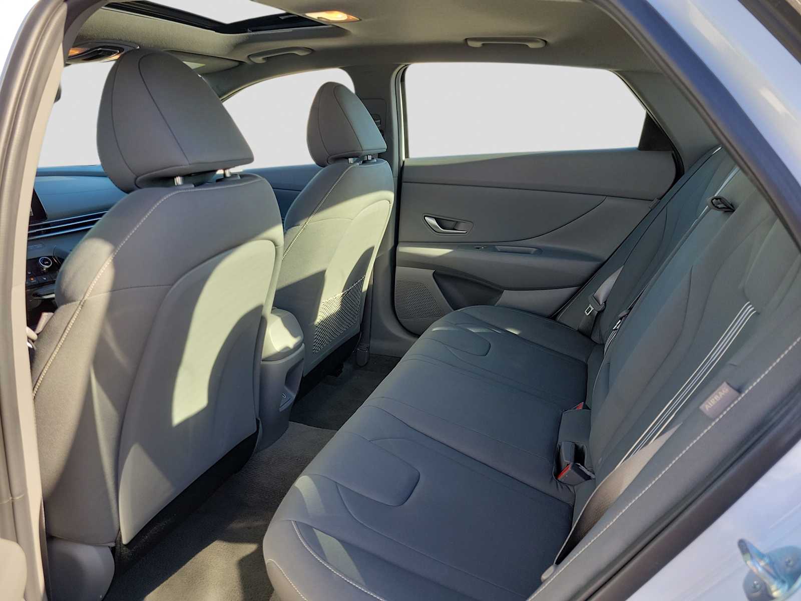 Thumbnail: 2025 Hyundai Elantra - 12