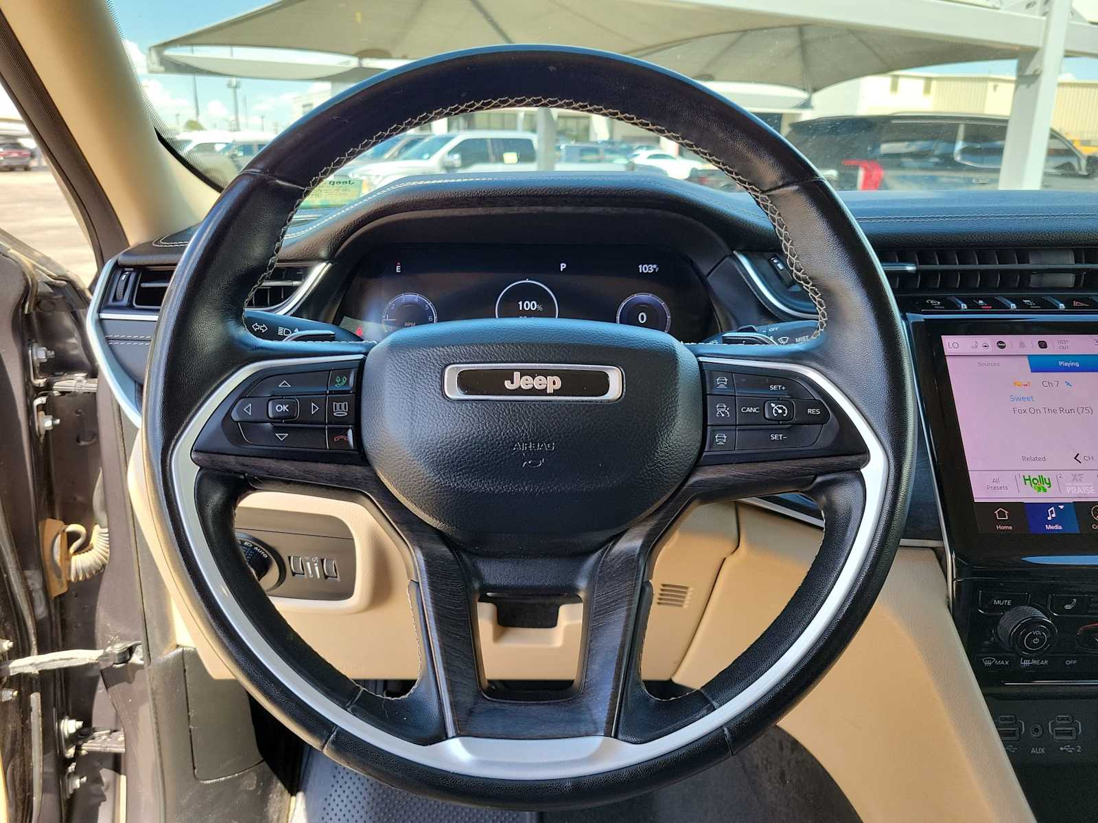 Thumbnail: 2022 Jeep Grand Cherokee - 15