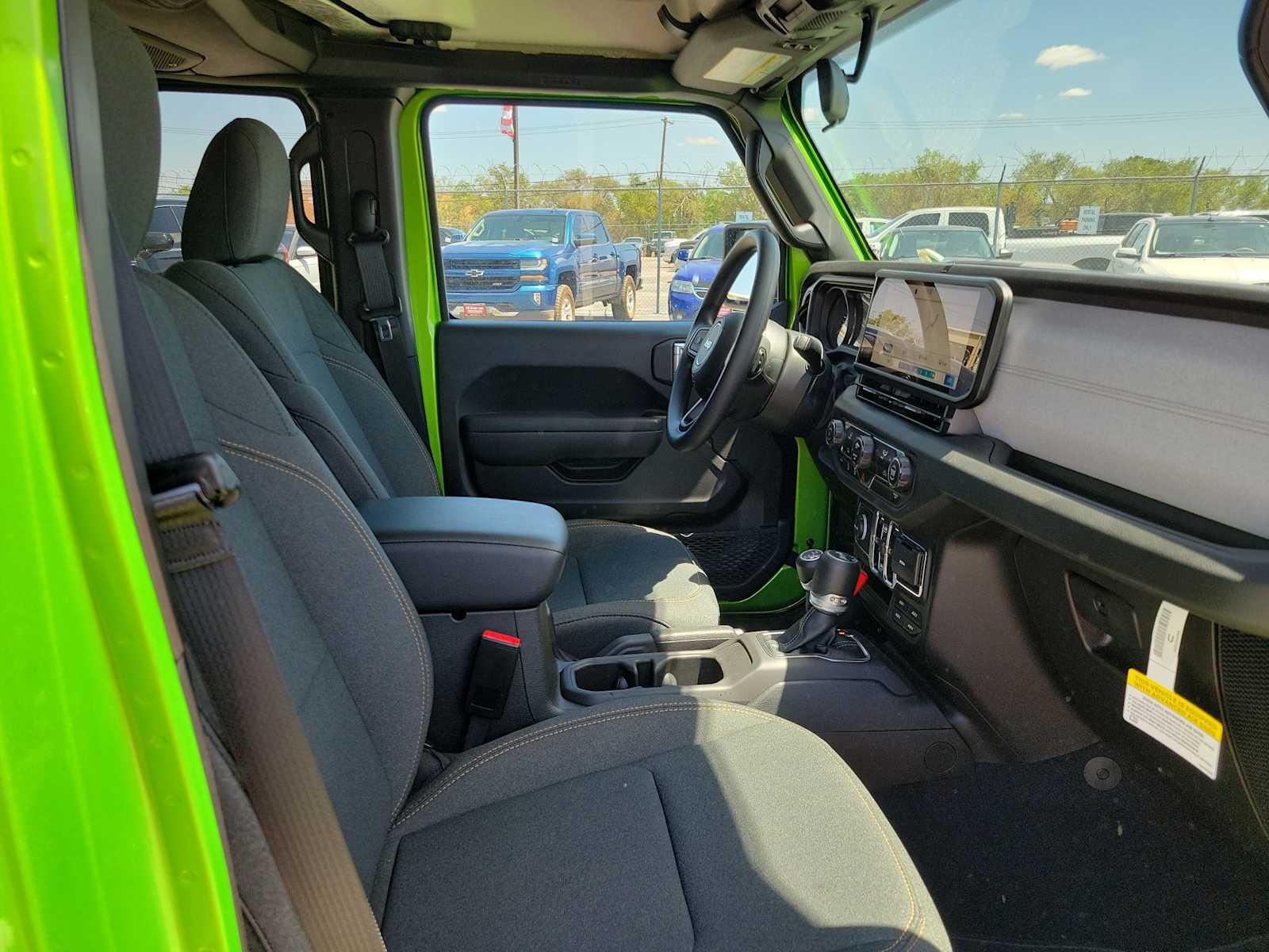 Thumbnail: 2025 Jeep Wrangler - 14
