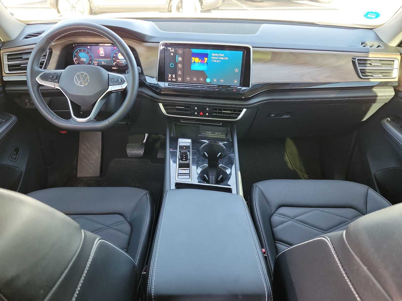 Thumbnail: 2024 Volkswagen Atlas - 10