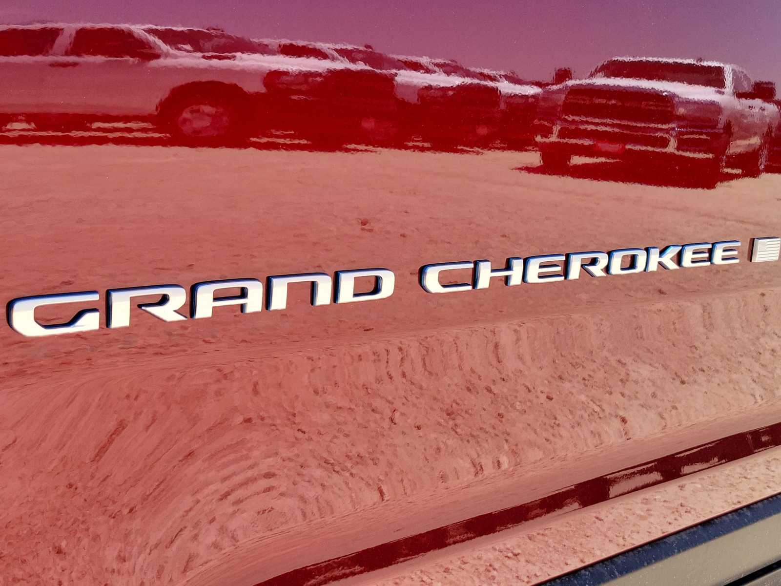 Thumbnail: 2024 Jeep Grand Cherokee - 8
