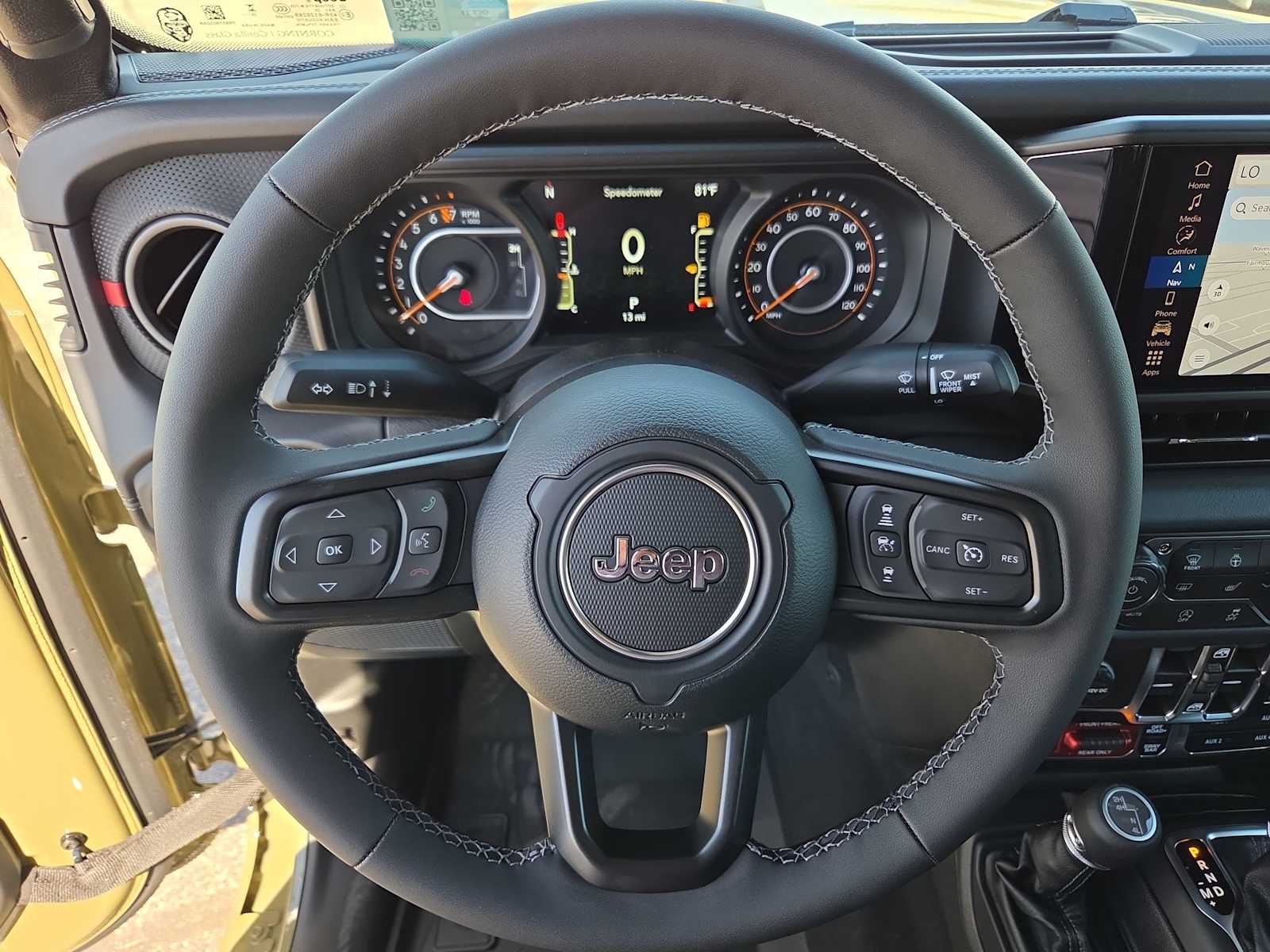 Thumbnail: 2025 Jeep Gladiator - 15