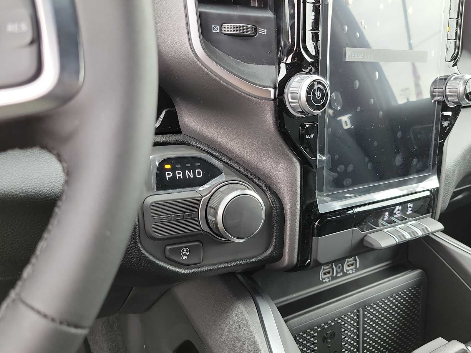 Thumbnail: 2026 RAM 1500 - 17