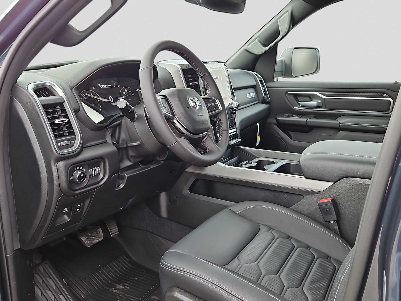 Thumbnail: 2026 RAM 1500 - 2
