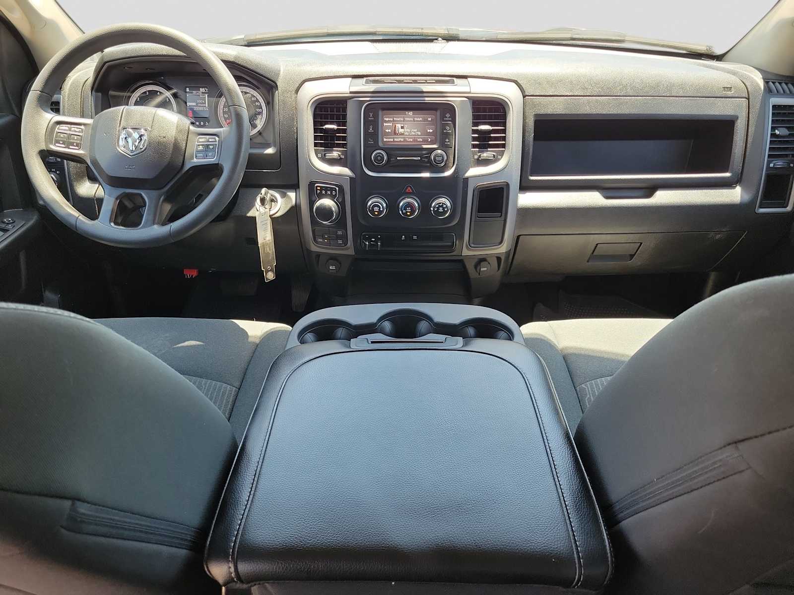 Thumbnail: 2023 RAM 1500 Classic - 6