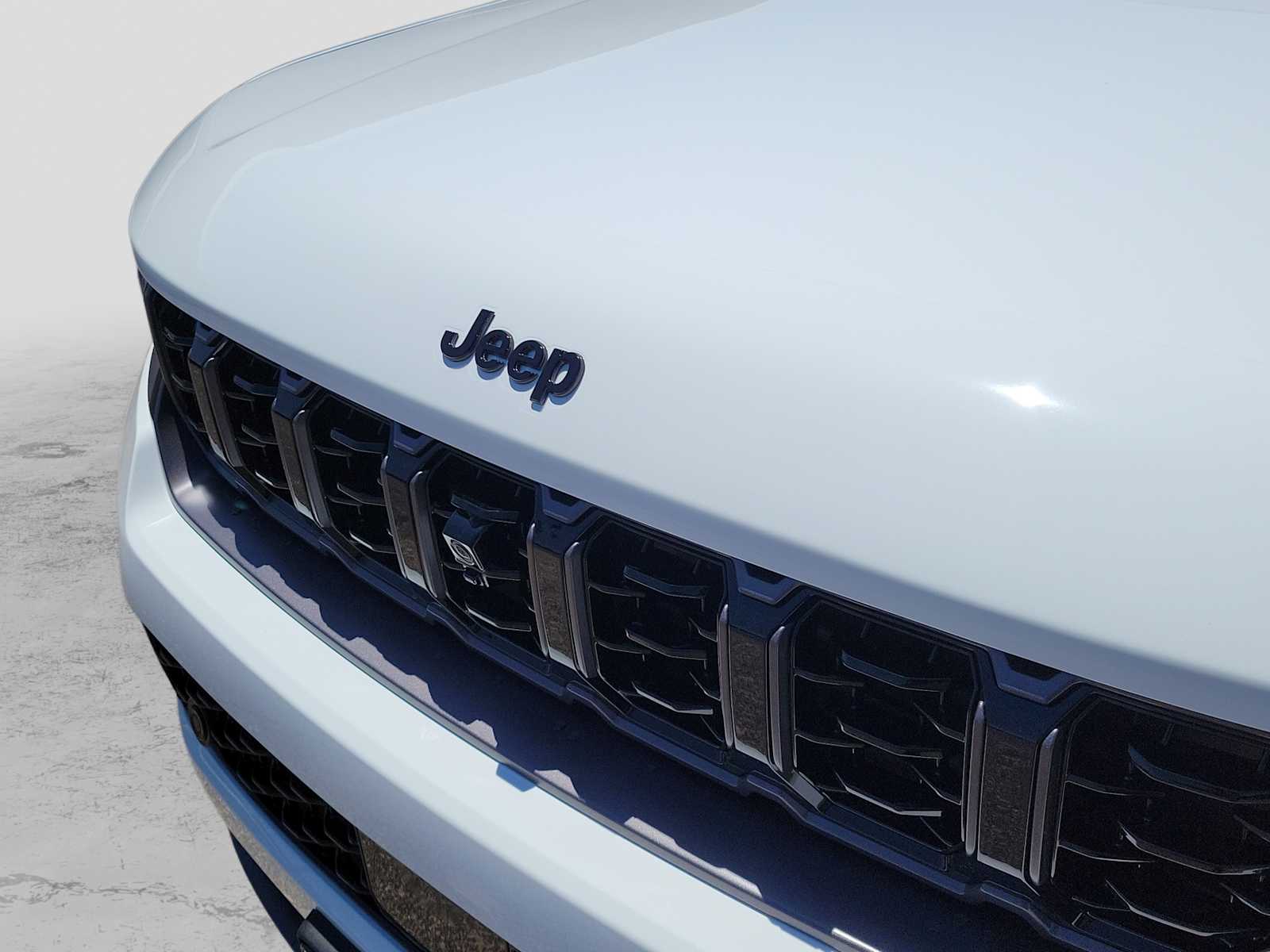 Thumbnail: 2026 Jeep Grand Cherokee - 5