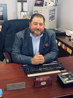 Staff member Mike Duarte from ID_0874d664fb4c