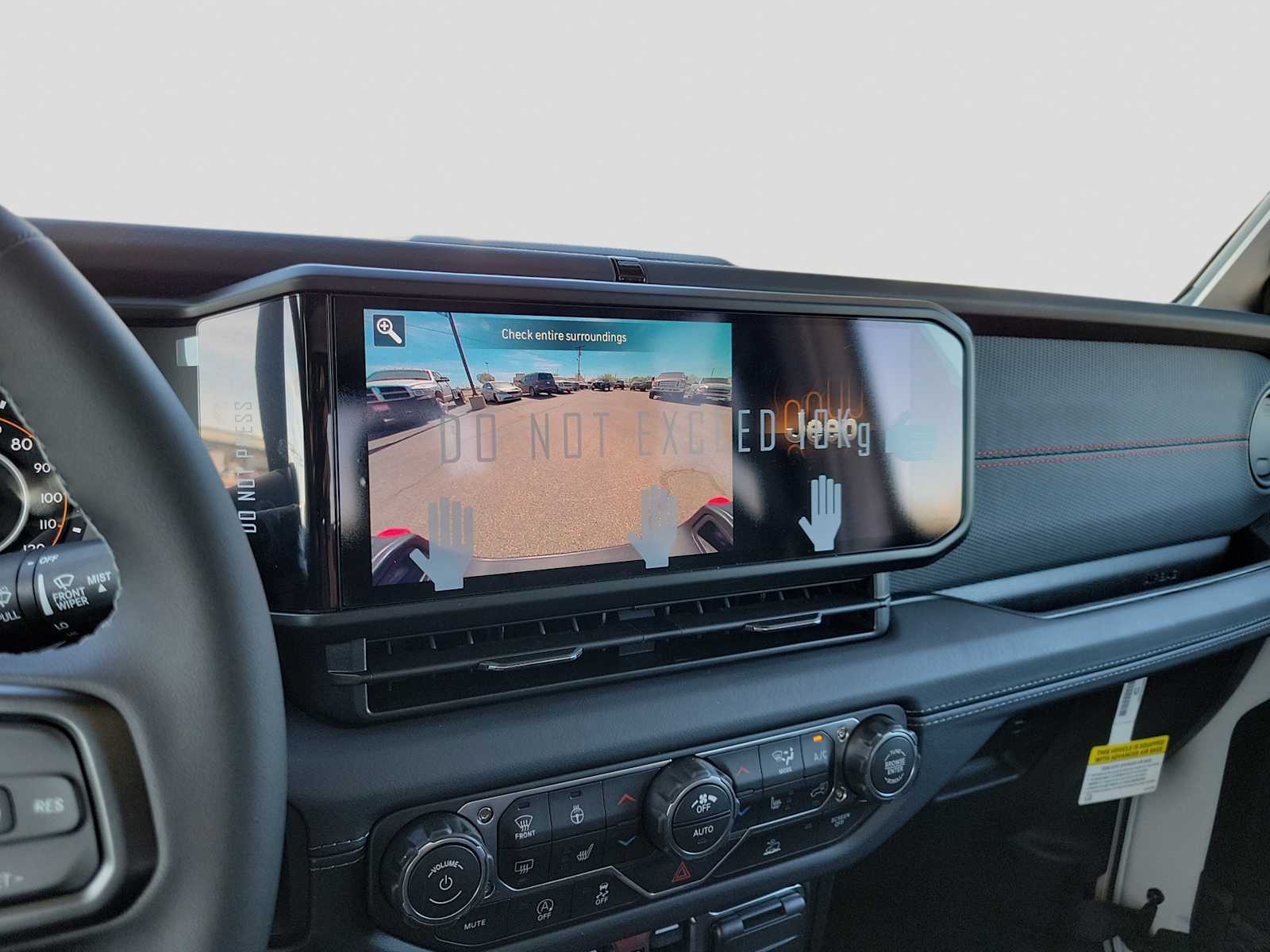 Thumbnail: 2026 Jeep Gladiator - 20