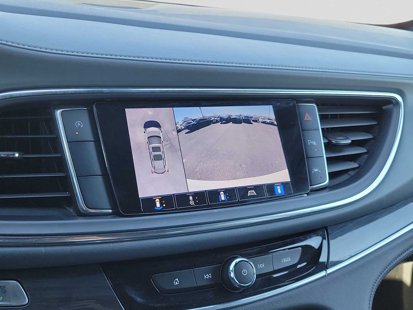 Thumbnail: 2022 Buick Enclave - 20