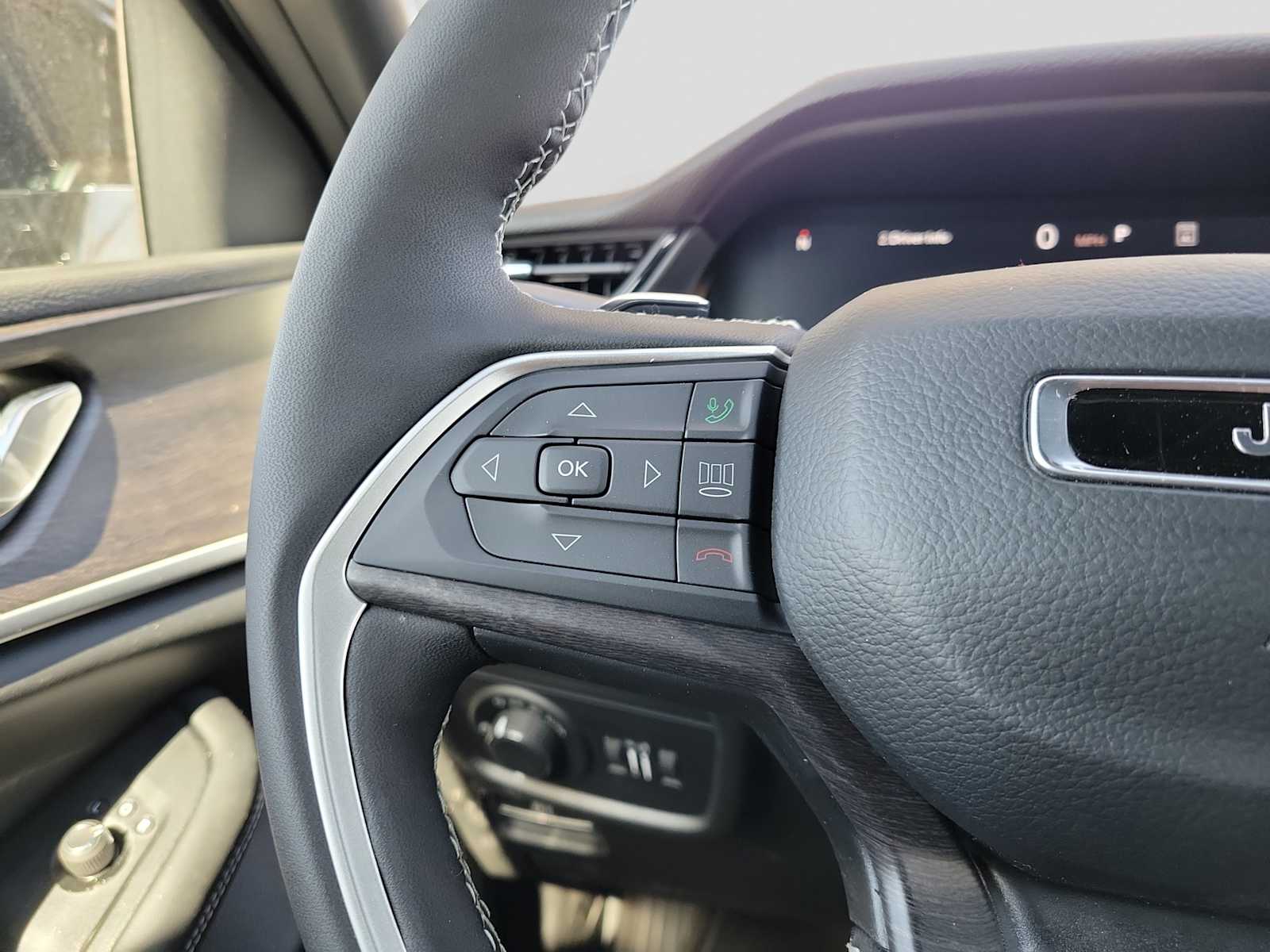 Thumbnail: 2026 Jeep Grand Cherokee - 19