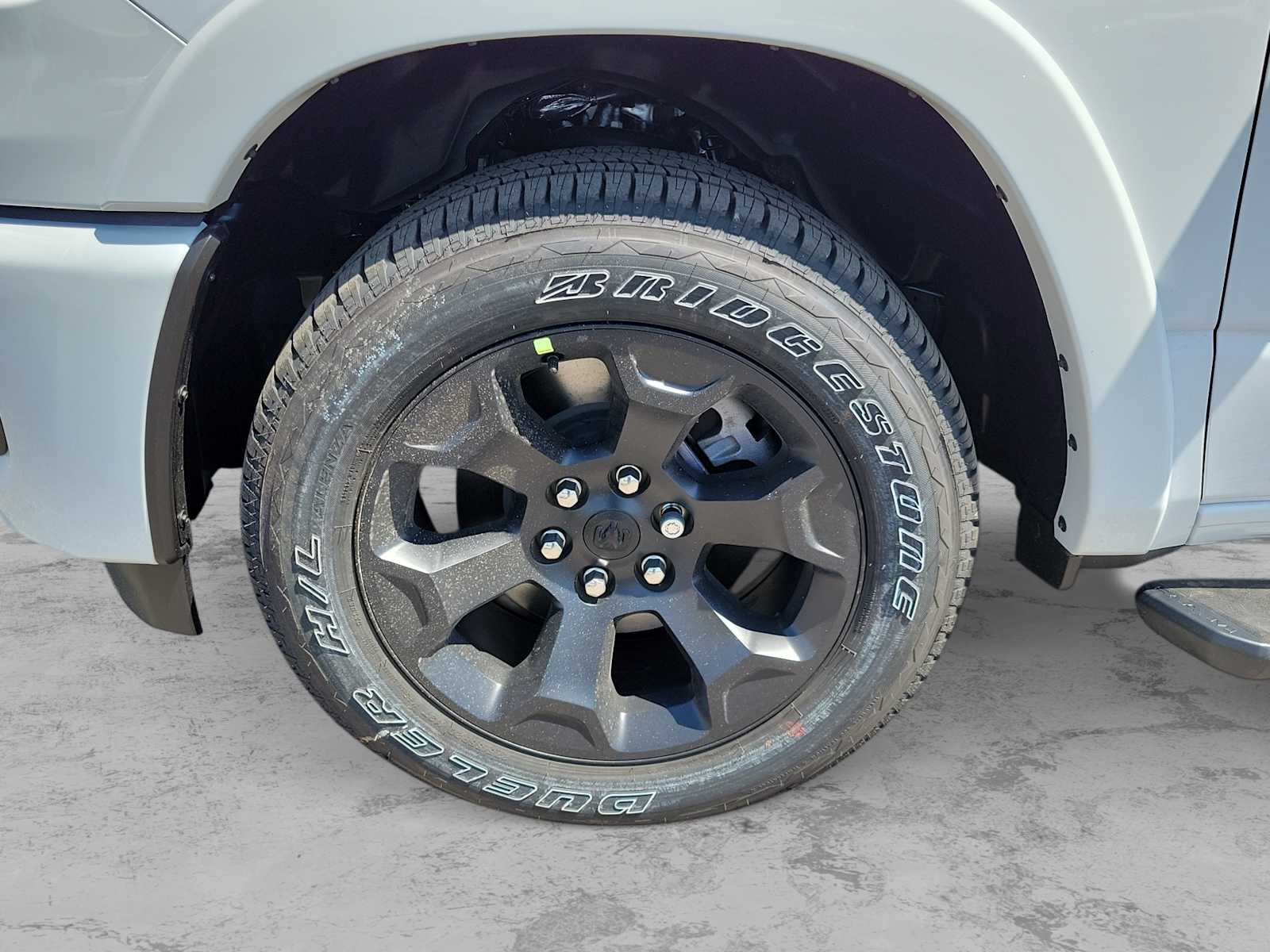 Thumbnail: 2026 RAM 1500 - 8