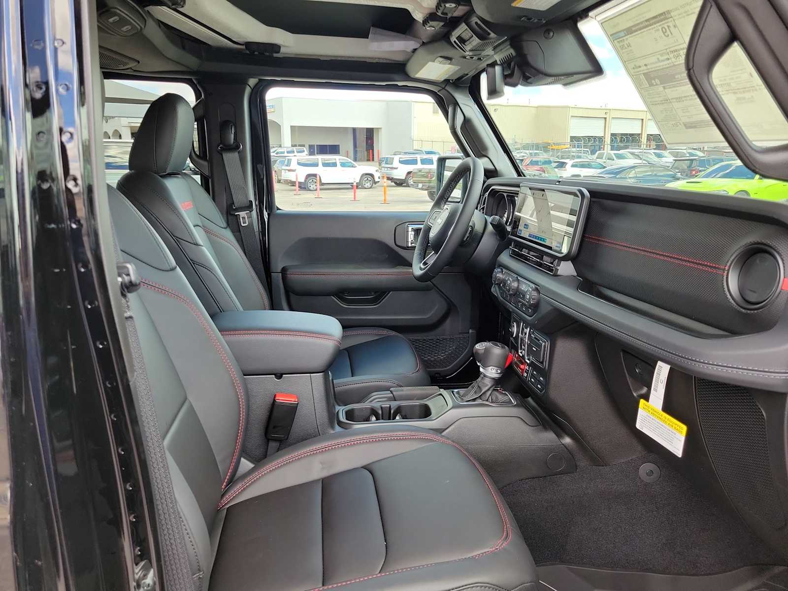 Thumbnail: 2025 Jeep Gladiator - 14