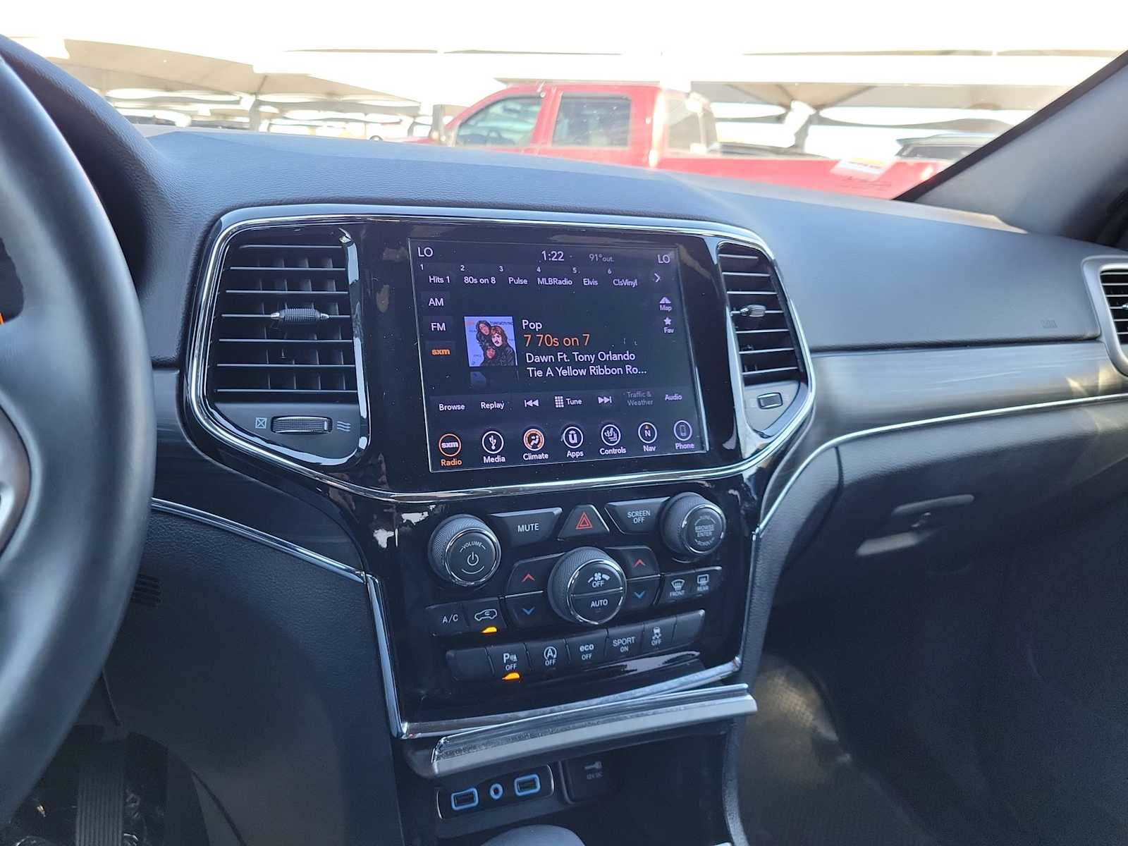 Thumbnail: 2019 Jeep Grand Cherokee - 21