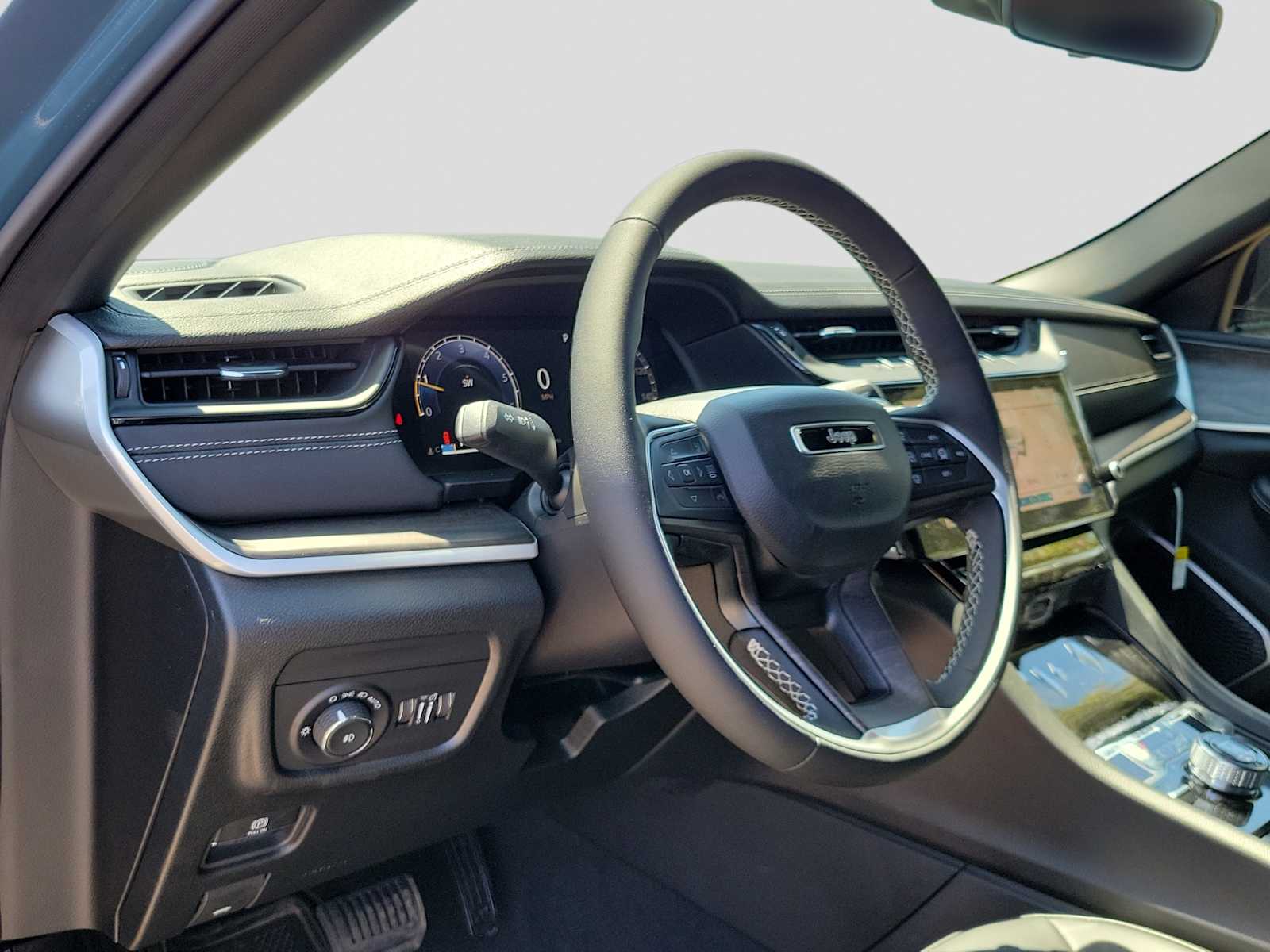 Thumbnail: 2026 Jeep Grand Cherokee - 2