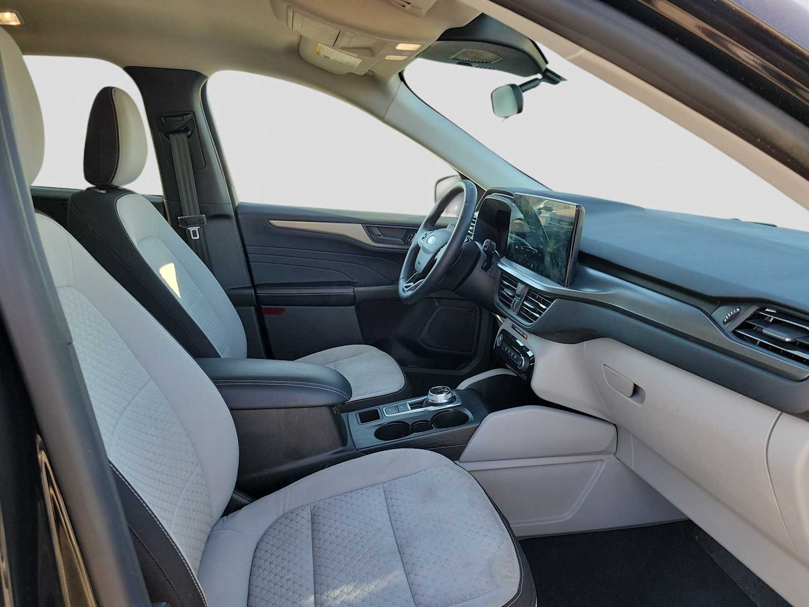 Thumbnail: 2023 Ford Escape - 14