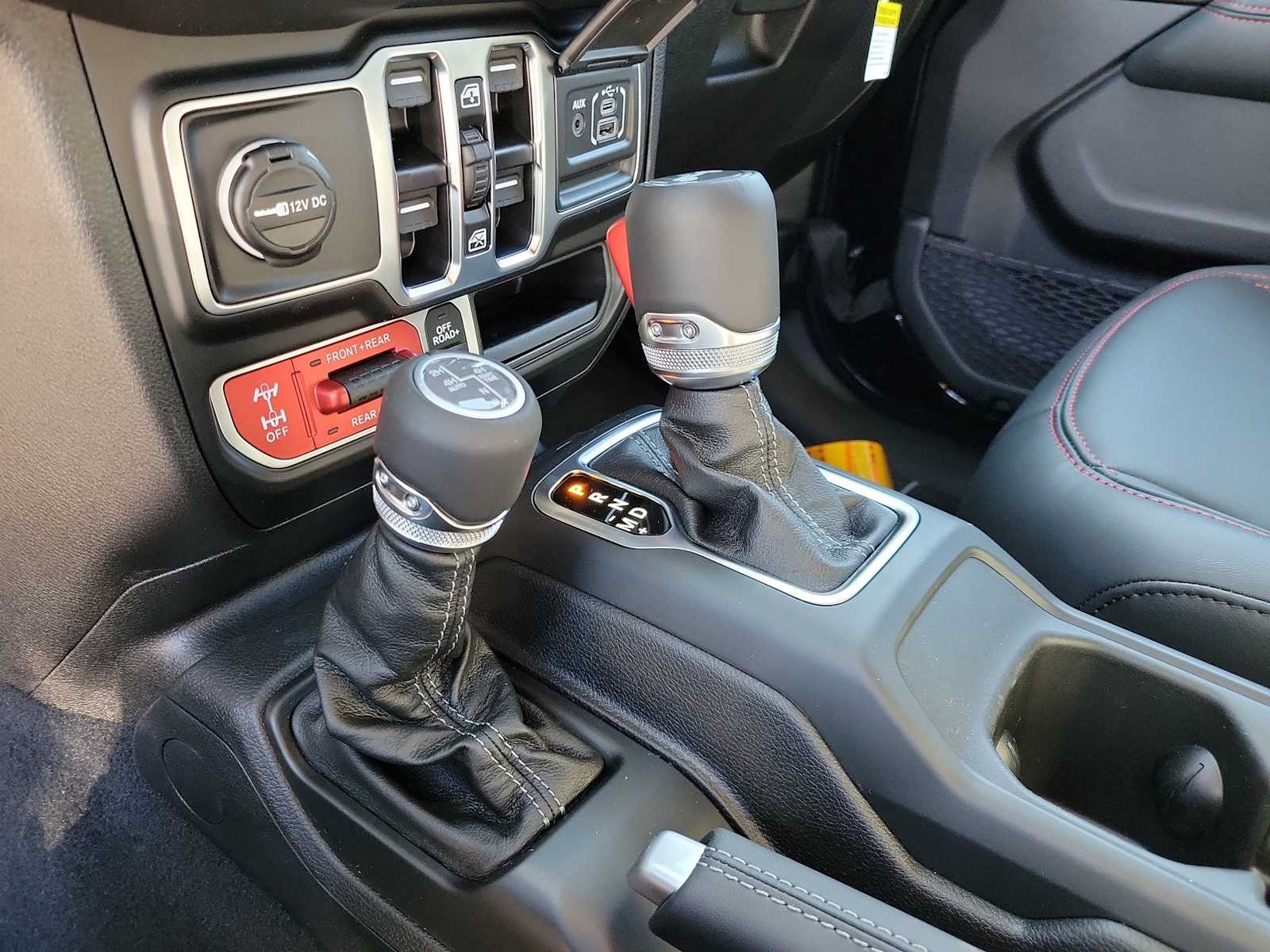 Thumbnail: 2026 Jeep Wrangler - 17