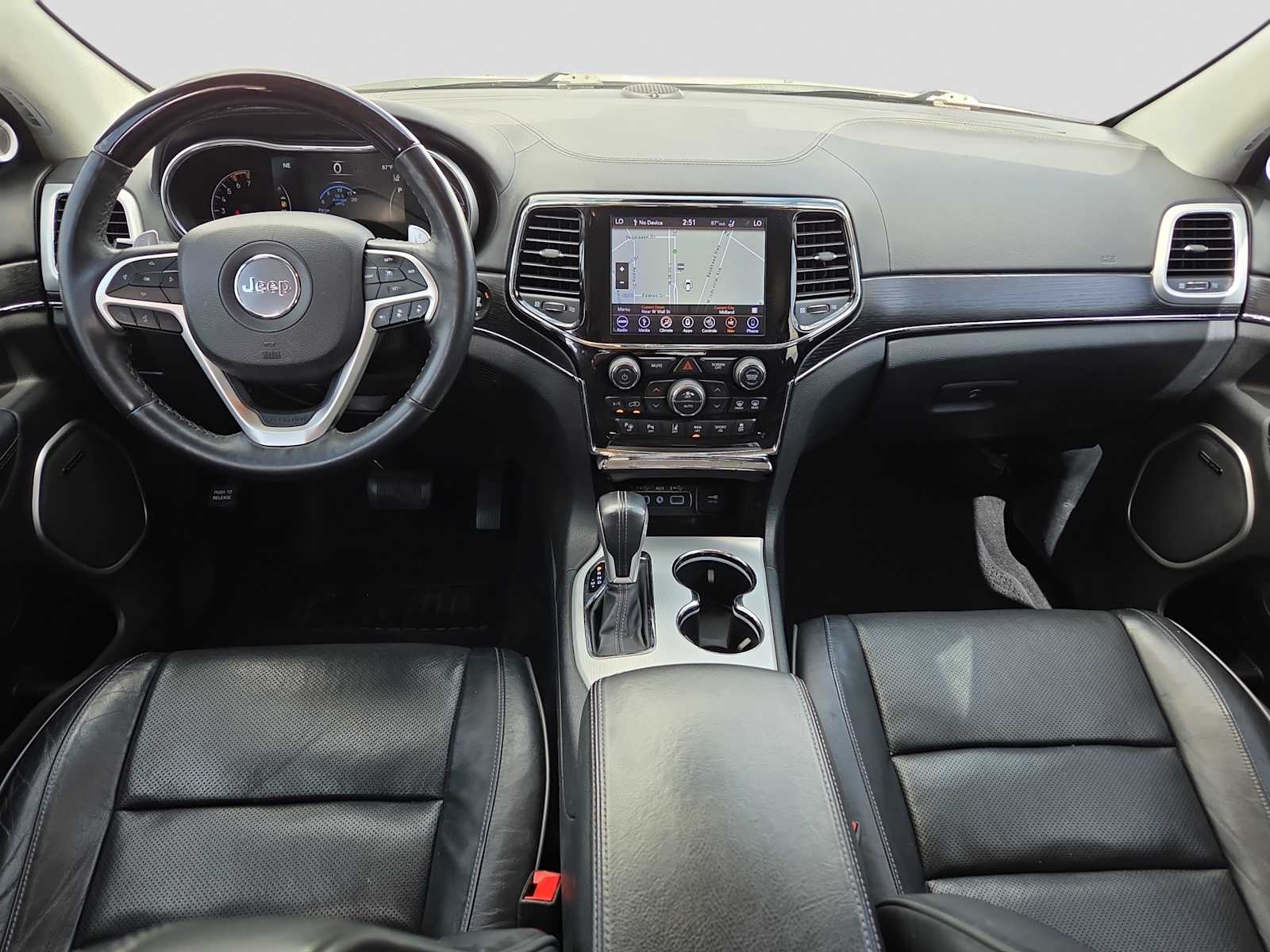 Thumbnail: 2019 Jeep Grand Cherokee - 10